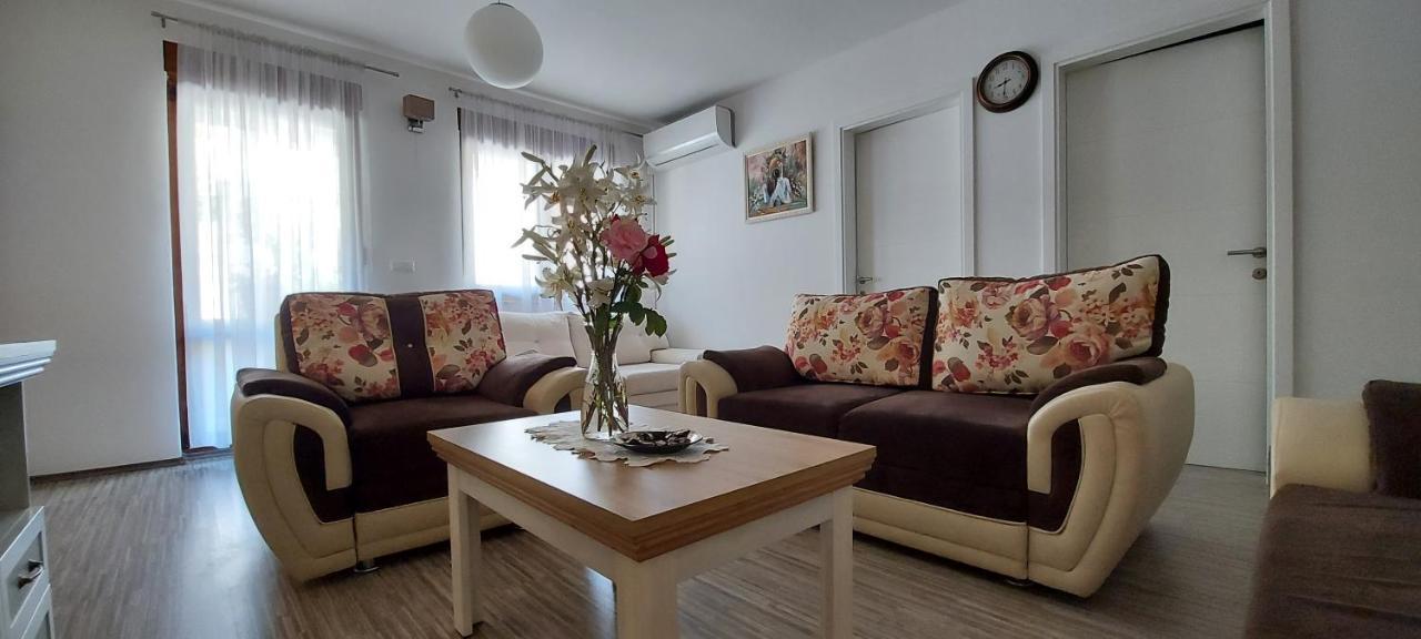 Apartments Kapetanovina Μόσταρ Εξωτερικό φωτογραφία