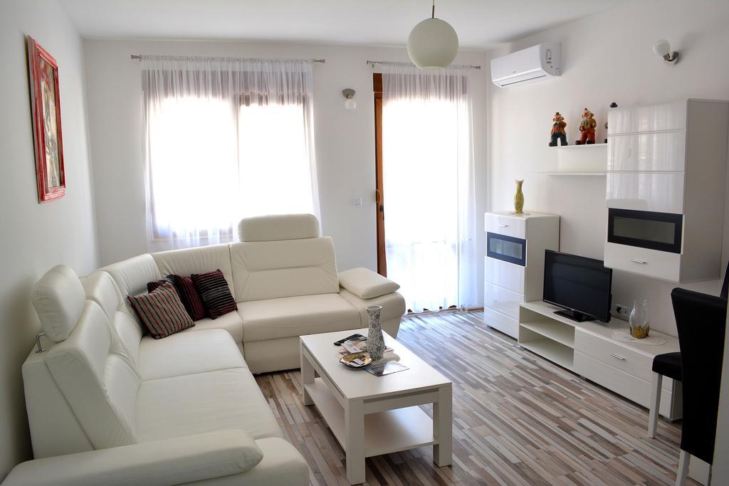 Apartments Kapetanovina Μόσταρ Εξωτερικό φωτογραφία
