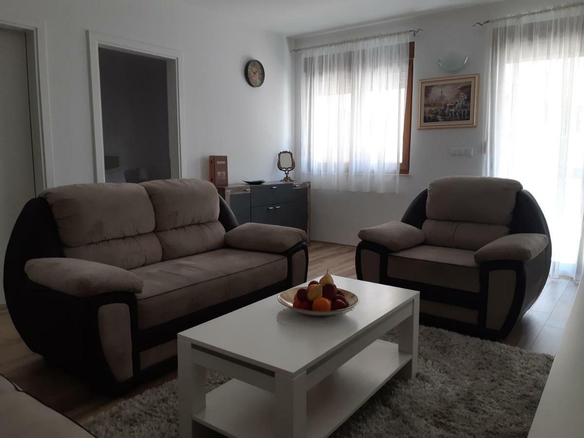 Apartments Kapetanovina Μόσταρ Εξωτερικό φωτογραφία